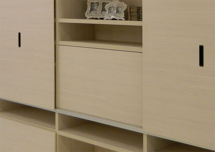 Cекретер за раздвижными фасадами вид снаружи фото