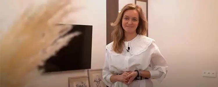 Двухкомнатная квартира в практичном цветовом решении.