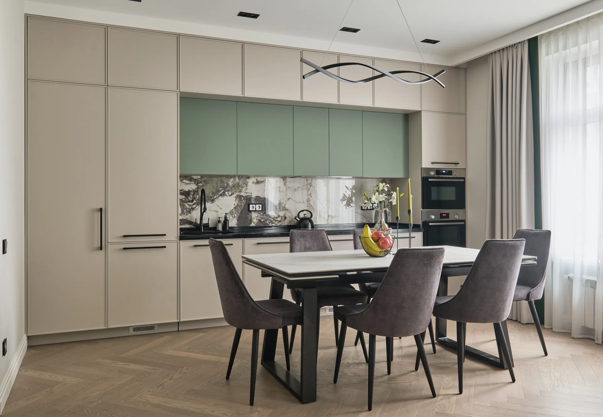 Уют и ничего лишнего: квартира 88,8 м² для семьи с тремя детьми