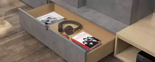 Скучный или универсальный?