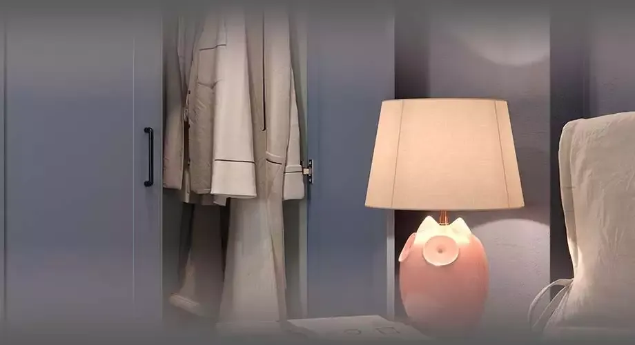 Как организовать вещи в шкафу