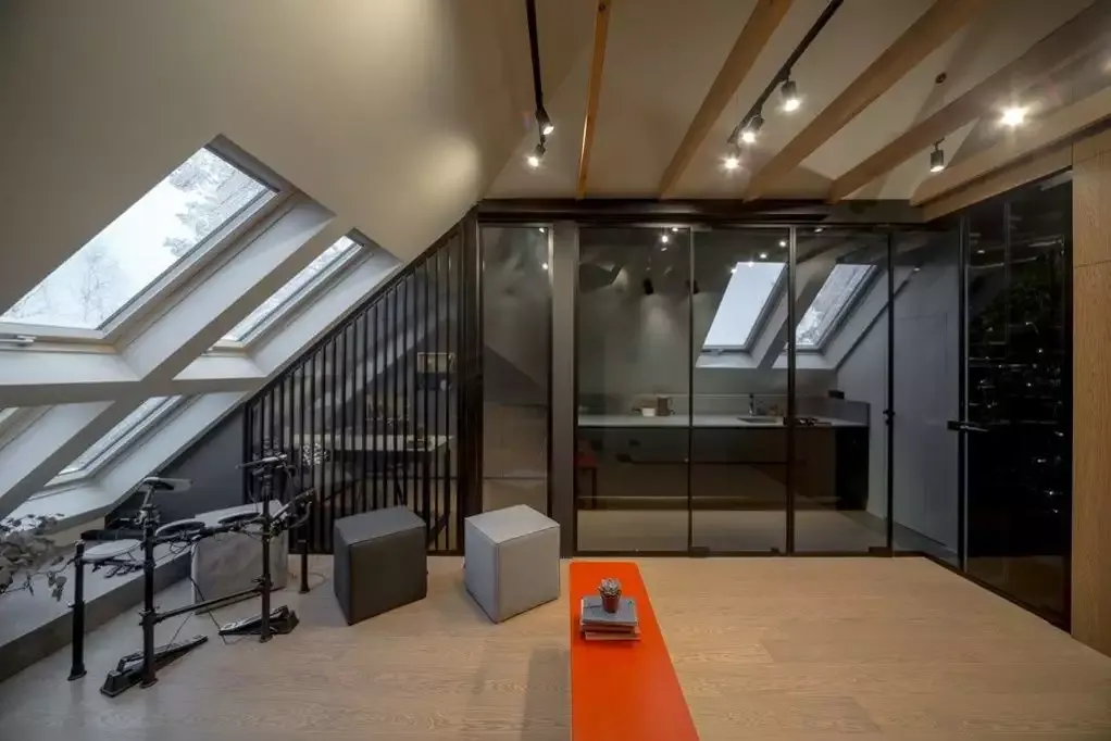 Студия с мебелью Mr.Doors в "Дачном ответе"