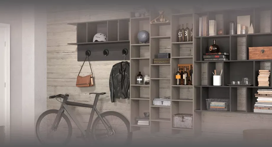 Отделка стен в прихожей