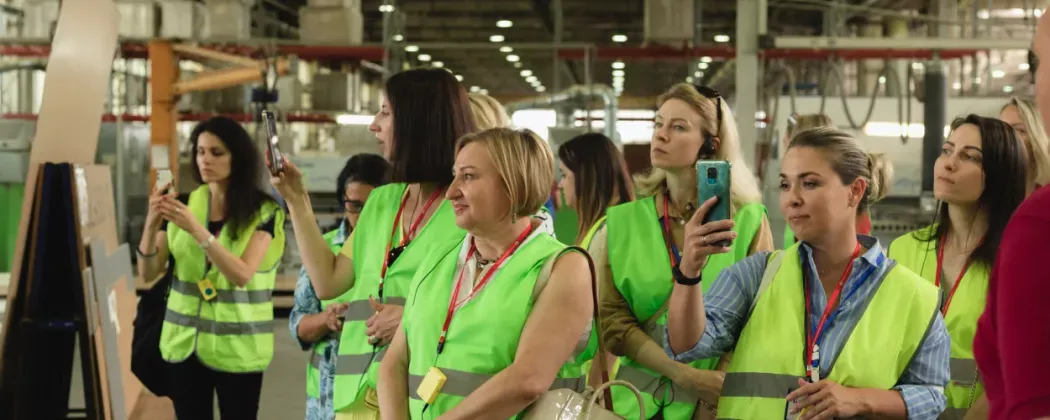 Партнеры Mr.Doors оценили масштабы мебельного производства компании