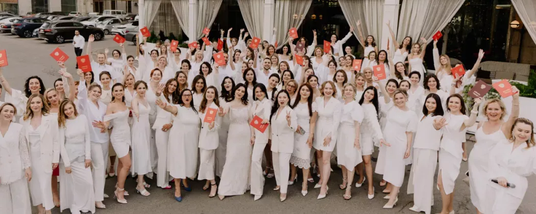 Фотоотчет с выпускного школы дизайна Анны Акопян