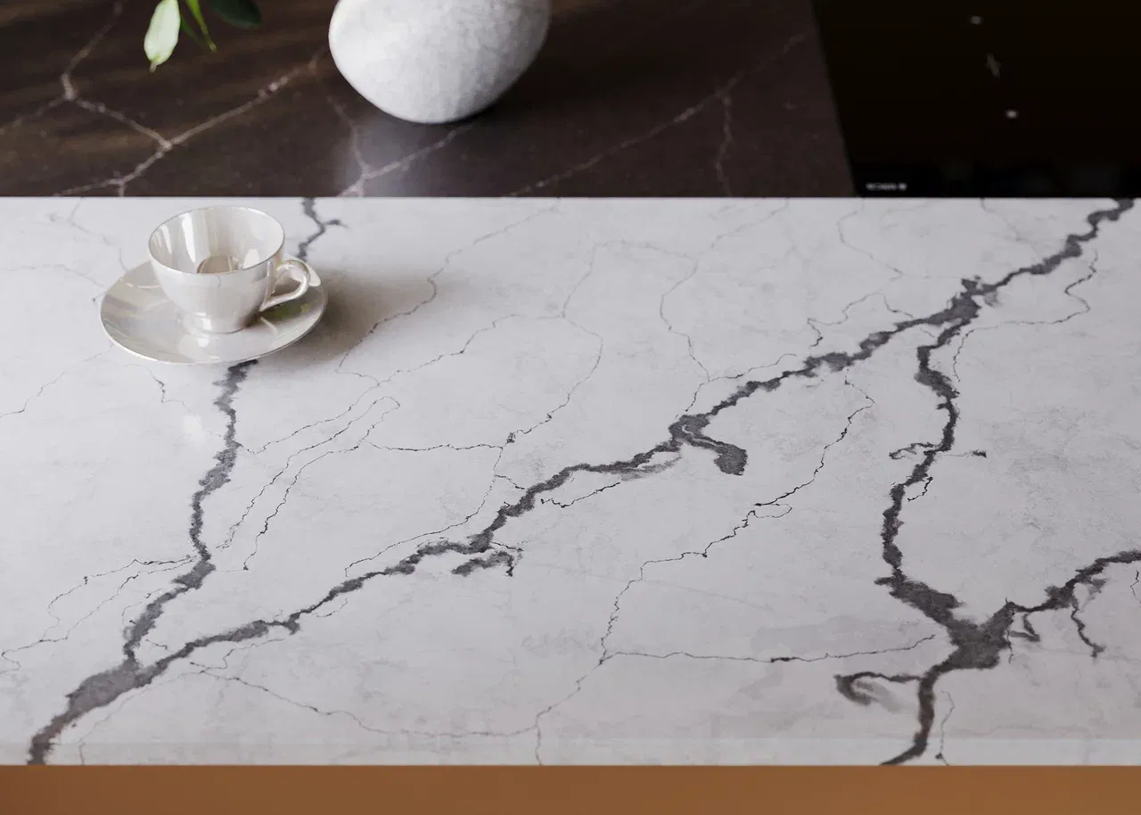 Cтолешница из кварца (арт. KS460), мебель на заказ MrDoors