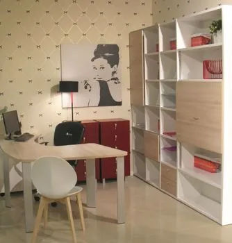 сочетание бежевого и красного в интерьере фото