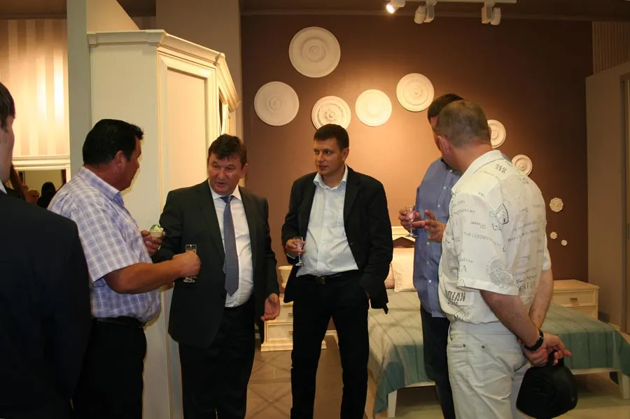 Oткрытие мебельного салона Mr. Doors фотоотчет Хабаровск 