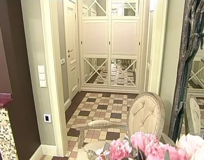 Классический шкаф-купе в прихожей Квартирный Вопрос Mr.Doors фото 