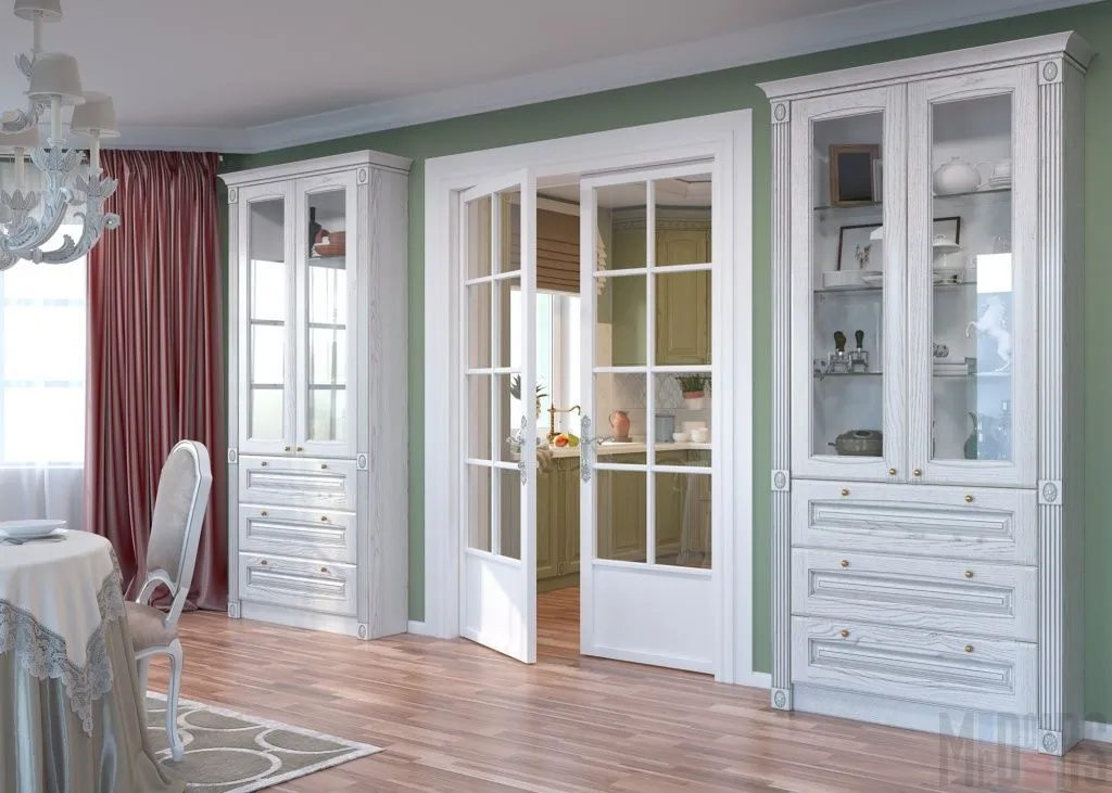 Гостиная, совмещенная со столовой, с классической белой мебелью