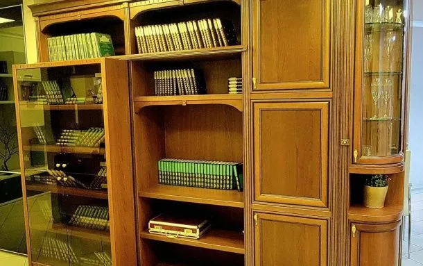 Кабинет. Итальянская классика (арт. 8408), мебель на заказ MrDoors