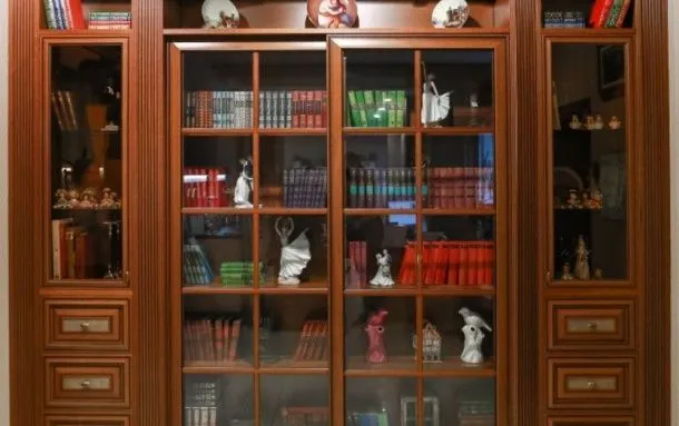 Библиотека Классика (арт. 8642), мебель на заказ MrDoors