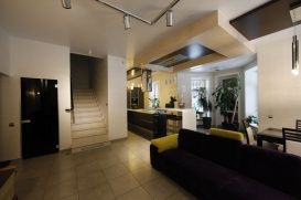 Интерьер коттеджа 2009г. Салон Mr.Doors г. Иркутск