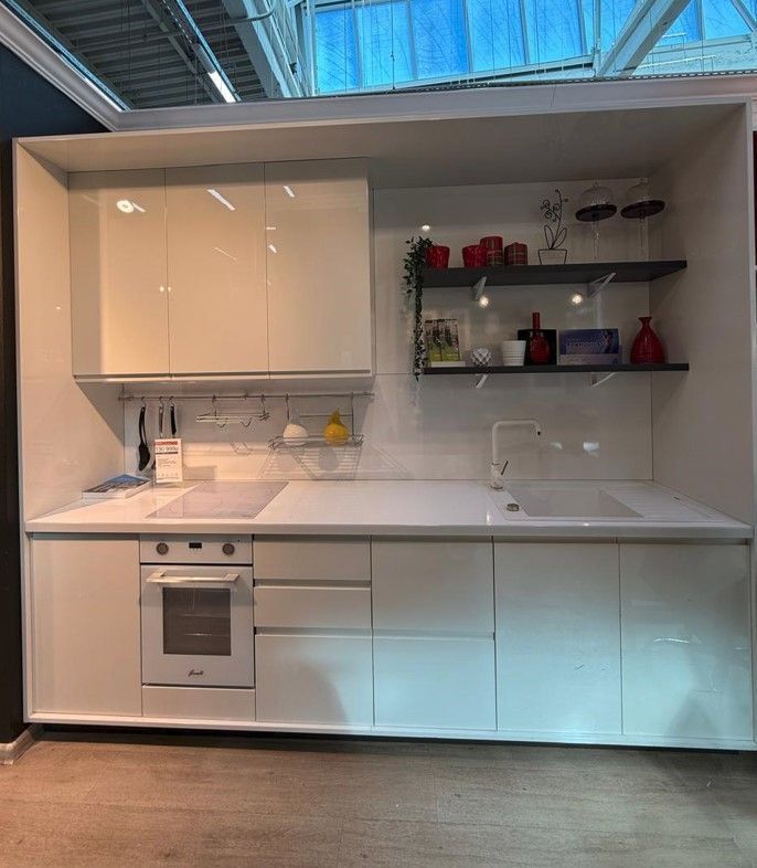  Кухня белая (арт. 8745)