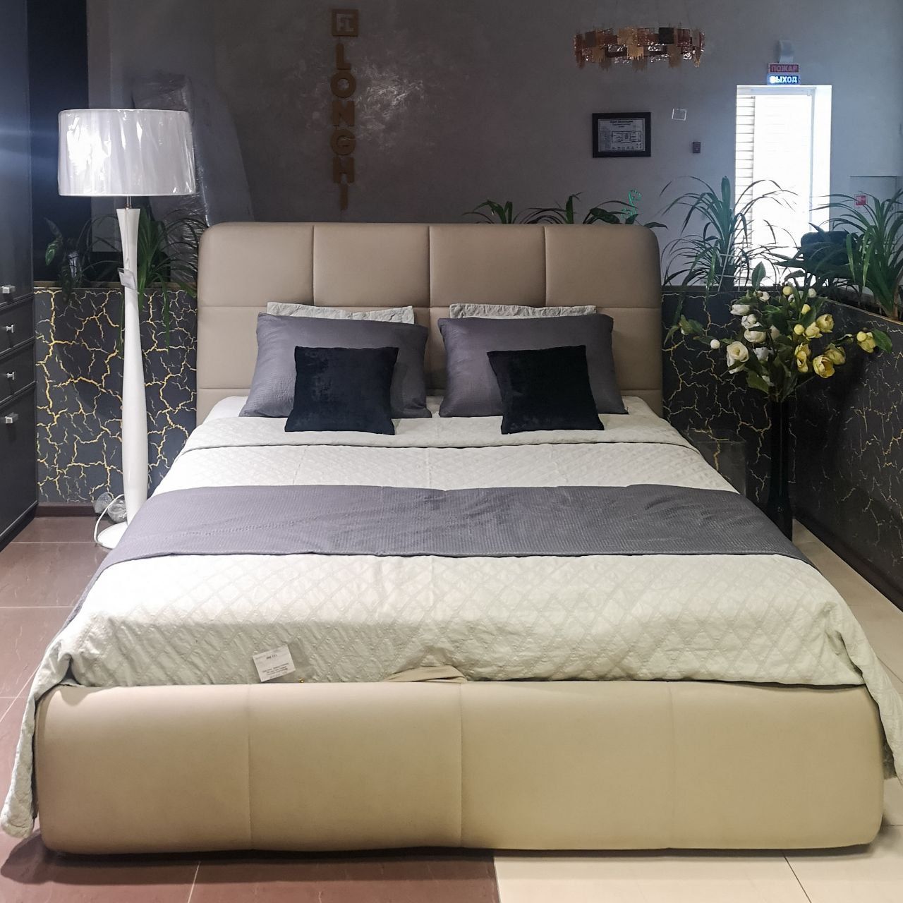  Кровать Pushe Quattro со стежкой (арт. 8653)