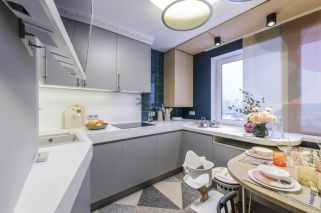 Кухня в бликах