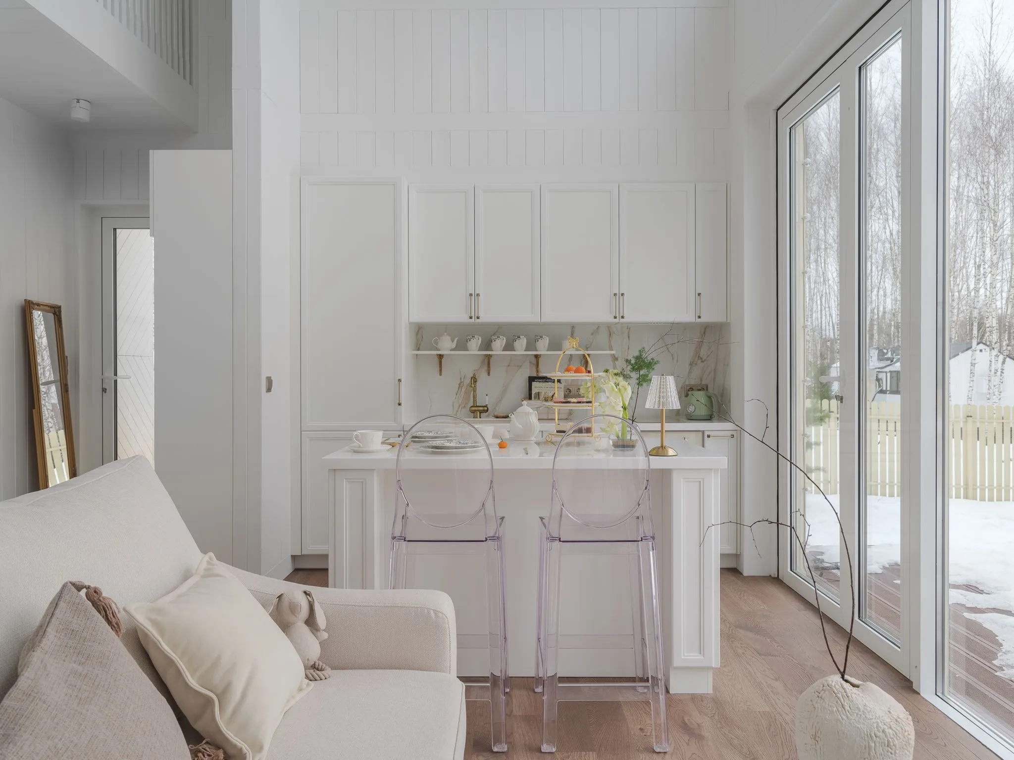 «Русская сказка» в Подмосковье: современный комфорт в традиционном образе от от Mr.Doors.