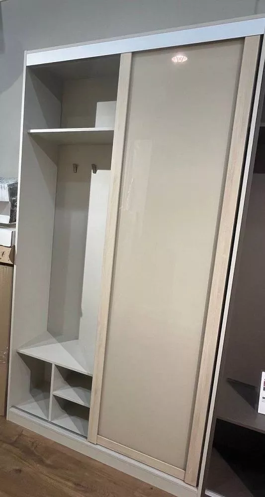  Шкаф для прихожей (арт. 8540)